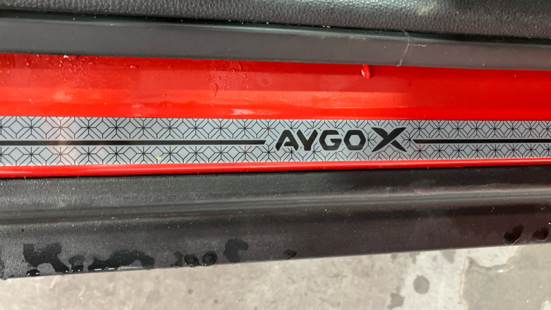 Toyota Aygo X 1.0 VVT-i Edge 5dr Petrol Hatchback